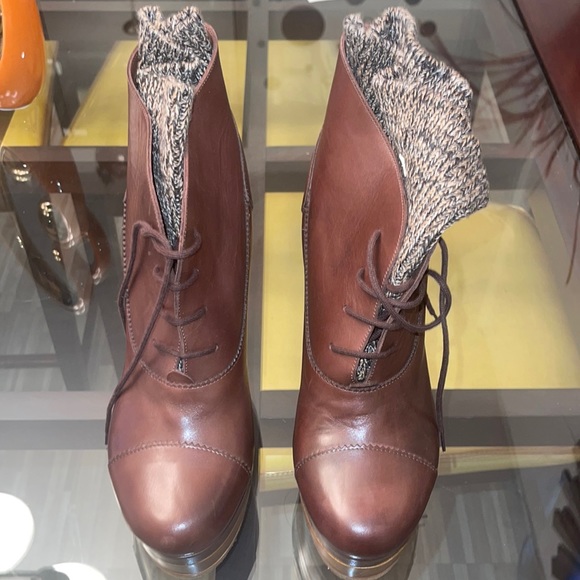 Chloe sock heel boots - Picture 1 of 7